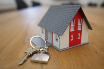 ¿Conviene comprar una propiedad en blanco?