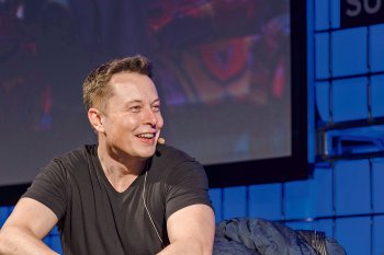 Elon Musk se queda con Twitter luego que la compañía aceptara su oferta