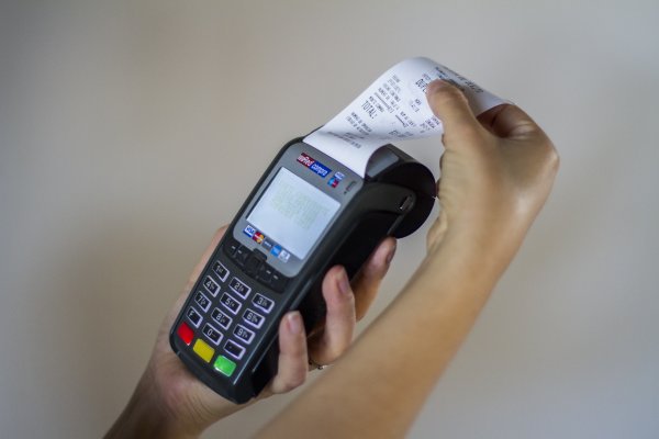 Medios de pago: cómo incorporarlos en tu negocio sin morir en el intento