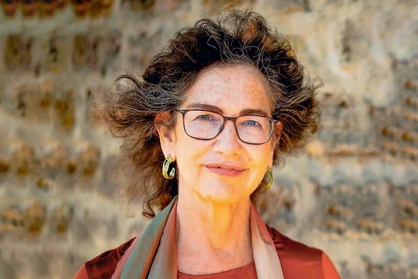 Susan Neiman, filósofa: "La cultura de la cancelación existe en la izquierda y derecha"