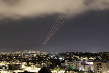 Irán lanza un ataque "sin precedentes" con misiles y drones contra Israel