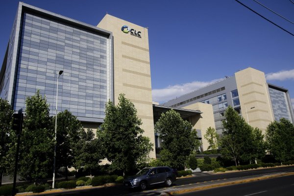 Comienza desistimiento de querellas de médicos por honorarios por impagos de CLC