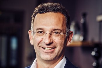 Cevdet Caner, el controvertido empresario turco-austriaco que compró una mina de cobre en Chile Cevdet Caner, el controvertido empresario turco-austriaco que compró una mina de cobre en Chile